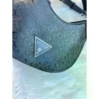 ราคา GUESS Cross Body Top Zip แบรนด์แท้ กระเป๋าสะพายข้า สีดำ ขายดี (1731627485645800777)