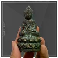 ราคา COD. พระปทม พระกริ่งปวเรศ วัดสุทัศน์ จังหวัดกรุงเทพฯ เนื้อเหล็กสัมฤทธิ์ งานเก่าไม่ทราบอายุ สูง 3 นิ้ว มีไว้บูชาเสริมอำนาจบารมี สมรส meditation (1732261214995319680)