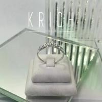 ราคา KRICH. แหวนฝังเพชรทรงมงกุฎ แหวนเงิน 92.5 ชุบทองคำขาว รุ่น Band 904 (1730515428842965780)