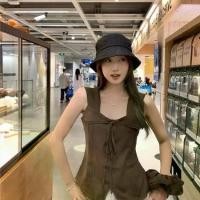 ราคา เสื้อ Cami ที่ไม่มีสายหนัง แผงลูกไม้ สไตล์สาวฮอต ผูกโบว์ เอว-แคบ เสื้อแขนกุด พร้อม Scrunchie ผม ทรงสลิมฟิต และเก๋ไก๋ (1732445428882506901)
