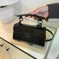 ราคา กระเป๋าทรงสี่เหลี่ยมเล็กสไตล์เรโทรแบบมือถือ, กระเป๋าสตรีอินเทรนด์สไตล์เกาหลีใหม่, เนื้อหินอ่อนแฟชั่น, กระเป๋าสะพายไหล่เดียวและกระเป๋าสะพายข้าง audy กระเป๋า แบรนด์เนม แท้มือสอง m (1731675561885076475)