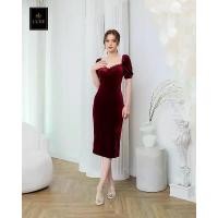 ราคา ชุดเดรส กำมะหยี่ สีแดง BRAND LUXE (1732451577827984551)