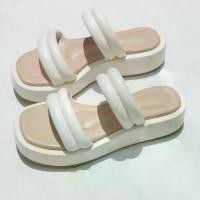ราคา COD คิ้วท์มาก! ALIN BRAND รองเท้าส้นตึก สูง 1.5 นิ้ว MOMOKO (1732319528241957690)