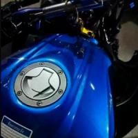 ราคา จัดส่งภายในประเทศไทย COD. Areyourshop Fuel Tank Cap Lock For Kawasaki Ninja 250 300 Z250 Z300 EX250 EX300 ER250 ER300 Z250SL 2008-2017 รถยนต์และรถจักรยานยนต์ Automotive & Motorcycle (17324874676595935