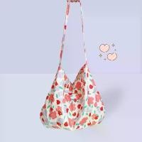 ราคา [COD] [พร้อมส่ง] [จัดส่งทันที] แบบใหม่สไตล์เกาหลี นักเรียนสาว กระเป๋าสะพายข้าง กงฮโยจินสไตล์เดียวกัน กระเป๋าผ้าลายดอก Floral Canvas (1732192912860154142)