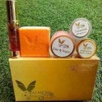 ราคา เซ็ตครีม มาเชอรี่ MACHE'RE BY JUMI Whitening Cream Set (Gold Box Set) (1729638679545350710)