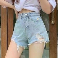 ราคา Honey กางเกงยีนส์ขาสั่น ทรงสวยเข้ารูป ลายดอกตะวัน ปลายรุ่ยขาดขาเล็กน้อย ผ้ายีนส์แท้ สั้นสวม 2020 (1729575885081970906)
