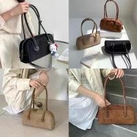 ราคา #พร้อมส่ง กระเป๋าสะพายหนังกลับ Gelato Bag (1730769042546919811)