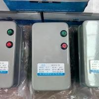 ราคา สวิตช์แม็กเนติกสตาร์ทเตอร์แบบ 2 ปุ่ม (Magnetic Starter) รุ่น: QCX5-12F กำลังควบคุมมอเตอร์: 2.2 – 4 kW แรงดันไฟฟ้า: 380V AC คุณสมบัติ: ปุ่มกด สีเขียว สำหรับเริ่มทำงาน (St (1732158414031127773)