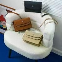 ราคา PEROTA “Pretzel” Bag มาพร้อมถุงผ้า (1731468759466870857)