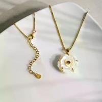 ราคา Ar-Kang Collection** AKN675 สร้อยคอเงินแท้ จี้ดอกกุหลาบ จาก White MOP (เปลือกหอย) ประดับพลอยแท้ African Amethyst, Rhodolite, Citrine ชุบทอง Silver92.5% (1730505103470857128)