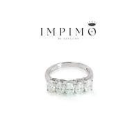 ราคา (Total 2.5 CT/Oval/All Mos) แหวนแถวเพชรโมซาไนต์แท้จาก Impimo น้ำหนักรวม 2.5 กะรัต ประกอบด้วยเพชรโมซาไนต์ทรงไข่ 5 เม็ด ตั้งอยู่บนตัวเรือนเงินแท้ 925 ชุบทองคำ 18K การันตีความแท้และ (1731789785364793440)