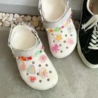 ราคา [พร้อมส่ง] amuse stuff-Jibbizt funny flower ตัวติดรองเท้าcrocs (1732232328230307447)