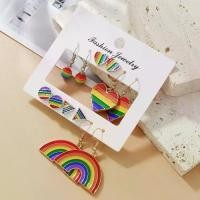 ราคา ต่างหูห้อย เรนโบว์ ต่างหูสีรุ้ง ตุ้มหูห้อย สีรุ้ง หัวใจ PRIDE LGBT Rainbow Heart Danger Hook Earring Earring Earrings (1731885499656931934)