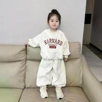 ราคา เสื้อผ้าเด็กเกาหลี เด็กผู้หญิง ฤดูใบไม้ผลิและฤดูใบไม้ร่วง ใหม่ เสื้อกันหนาวมีฮู้ด สูท พิมพ์ ตัวอักษร สีเทาอ่อน เสื้อ กางเกงขายาว สูทสองชิ้น (1729951350775187474)
