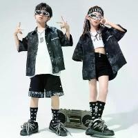 ราคา 2024 เด็ก ฮิปฮอป เสื้อผ้าอินเทรนด์ เด็กผู้ชาย เท่ ฮิปฮอป มัดย้อม สูท เด็กผู้ชาย กลอง ชุดการแข่งขัน เด็กผู้หญิง เครื่องแต่งกายแจ๊ส (1730901565163145546)