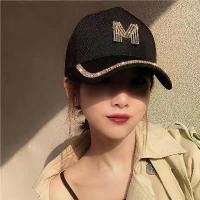 ราคา หมวกแก๊ป สไตล์เกาหลี สำหรับผู้หญิง ฤดูใบไม้ผลิ/ฤดูร้อน หมวกตัวอักษร M พร้อม Rhinestones (1732284202457794174)
