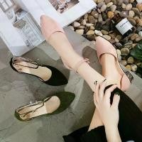 ราคา รองเท้าส้นสูงหนังนิ่มสีชมพู สำหรับผู้หญิง สไตล์หวาน รองเท้าส้นเตี้ย แฟชั่น รองเท้าปลายแหลม มีหัวเข็มขัด สำหรับสุภาพสตรี (1731805878796192627)