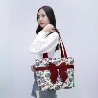 ราคา COD กระเป๋าสะพายข้าง สายยาวก้นเหลี่ยม มีช่องซิปหลัง กระเป๋าผ้า Naraya (นารายา).TikTok (1731311035224786676)