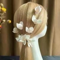 ราคา กิ๊บติดผมมุกเจ้าสาว, แฟชั่นสตรี, กิ๊บติดผมดอกไม้สีขาว, เครื่องประดับผ้าโพกศีรษะเจ้าสาว, กิ๊บติดผม, ขายส่ง (1732173964782765415)