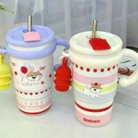 ราคา แก้วกาแฟ กระติกน้ำเก็บความร้อน 600ml ดีไซน์สร้างสรรค์และน่ารัก แก้วฉนวนใช้กลางแจ้ง มีหูหิ้ว เก็บความเย็นและความร้อน ลายการ์ตูน กระติกน้ำสูญญากาศ เหมาะสำหรับเล่นกีฬา (1732178915846095951)