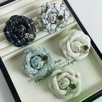 ราคา เข็มกลัดผ้า สไตล์ชาแนลคลาสสิกย้อนยุค ดีไซน์ดอกคามิเลีย ผู้หญิง เรียบง่าย สง่างาม เหมาะสำหรับแจ็คเก็ต ปลอกคอ ดอกไม้ พร้อมเครื่องประดับ (1731687057753605181)