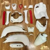 ราคา expandableshop ความคงทน ชุดสี Scoopy i (ปี2017-2019) 18 ชิ้น สีขาว-แดง ไม่ติดลาย มอเตอร์ไซค์ รถ (1731465283599304929)