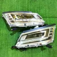 ราคา ไฟหน้า รถตู้ toyota hiace 300 commuter 2019 2020 2021 ลาย V2 เหมือนหน้า majesty งาน สวยๆ ปลั๊กตรงรุ่น ไฟเลี้ยววิ่ง (1729731054377404694)