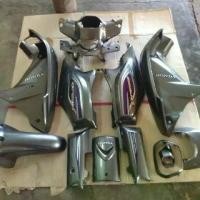 ราคา ชุดสี เปลือกรถ เฟรม HONDA DREAM 110i (2017)รุ่นไฟเหลี่ยม(สีเทาแต่ง) (1731415361629751227)