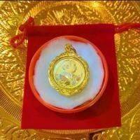 ราคา ข้อเสนอจํากัดเวลา จี้ รัชกาลที่ 5 ในหลวง เนื้อสามกษัตริย์ หุ้มทอง96.5% งานฝีมือ ช่างทองเยาวราช (1732134839322707904)