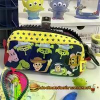 ราคา กล่องดินสอ Toy Story มีซิปขนาดใหญ่ดูสูงกระเป๋าเครื่องเขียนฟันหยาบสำหรับนักเรียนชายและหญิงกระเป๋าเครื่องเขียนความจุขนาดใหญ่ กระเป๋า ดินสอ สอง ชั้น (1731937192812579474)