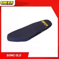 ราคา เบาะมอเตอร์ไซค์ Sonic เก่า สีดำ เบาะปาดโลโก้ BIKER แถมฟรี สติกเกอร์ (1732509538706491334)