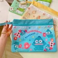 ราคา จัดส่งในกรุงเทพฯ แฟ้ม แฟ้มใส่เอกสาร แฟ้มลายการ์ตูน แฟ้มน่ารักๆ ไม่หักงอง่าย มี1ซิป และหูหิ้ว Sanrio Character แบบ 2 ช่อง ขนาด A4 ( 35 × 26.5 cm ) (1732337676798560128)