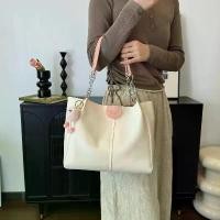 ราคา กระเป๋าโท้ท แฟชั่นวินเทจ อินเทรนด์ สำหรับผู้หญิง ฤดูหนาวใหม่ ความจุมาก พร็อพแฟชั่น กระเป๋าสะพายบล็อคสี กระเป๋า สียีนส์ กระเป๋า พี่โบว์ กระเป๋า กรอส กระเป๋า คาด อ กลาย หลุยส์ (1732010366074849186)