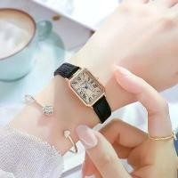 ราคา นาฬิกาผู้หญิง ตัวเรือนสี่เหลี่ยมผืนผ้า นาฬิกาข้อมือควอทซ์ เรียบง่าย เลขโรมัน ตัวเลข หน้าปัด หญิง สายสีดำ นาฬิกา แฟชั่นวินเทจ (1730047968609405395)