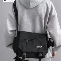 ราคา กระเป๋าสะพายผ้าแคนวาส แฟชั่นวินเทจ กระเป๋าสะพายข้าง Messenger (1732572092488516891)