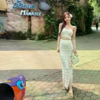 ราคา ชุดสูทเดินทางและวันหยุด เสื้อท่อนบนสั้นสีขาวเรียบหรู เดรสผ้าถักรัดรูป สูทสองชิ้น (1732148318642276719)