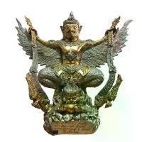ราคา พญาครุฑทรงพระราหู ครูบาออ ปัณฑิต๊ะ มีผ้าจีวร ติดที่องค์พระพญาครุฑ งาน2กษัตริย์ สวยๆหายาก (1732012879607334941)