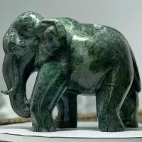 ราคา ช้าง แกะสลัก หินเขียวอินเดีย ขนาดลำตัวยาว 12 นิ้ว ขนาดลำตัวกว้างใหญ่ 8 นิ้ว สวนสูง 10 นิ้ว นํ้าหนัก 16 กิโลกรัม (1730691535106181693)