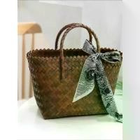 ราคา กระเป๋าสาน หวาย ความจุขนาดใหญ่ กระเป๋าชนกลุ่มน้อยฝรั่งเศส ผู้หญิง ทอ ลำลอง ผู้หญิง ฟาง ทอ ตะกร้าผัก Satchel กระเป๋าสะพายไหล่เดียว กระเป๋าใบใหญ่ (1730910486424881876)