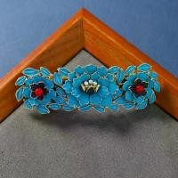 ราคา กิ๊บติดผมดอกไม้ดอกโบตั๋นสีน้ำเงินบาน สไตล์จีนใหม่และย้อนยุค กิ๊บสปริง สไตล์ประจำชาติ กิ๊บติดผมหยกเทียม ละเอียดอ่อนและหลากหลาย เครื่องประดับผม (1732251720937933661)