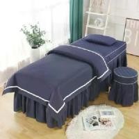 ราคา ชุดเครื่องนอนบาร์โค้ดคุณภาพ 4 ชิ้น เหมาะสำหรับร้านเสริมสวย นวด สปา และการเล่นนวดแผนไทย รวมผ้าปูที่นอน กระโปรงเตียง มีรู ปลอกหมอน ผ้าคลุมเก้าอี้ และชุดผ้านวม (1730799940142860472)