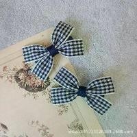 ราคา กิ๊บติดผมเด็ก สไตล์เกาหลี สาวหวานน่ารัก เหมาะสำหรับเด็กและนักเรียน ลายสก๊อตสีน้ำเงินกรมท่า กิ๊บติดผมโบว์คู่ขนาดเล็ก กิ๊บข้าง เหมาะสำหรับหน้าม้า (1732247252374948701)