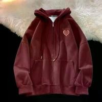 ราคา เสื้อฮู้ดซิปผู้หญิง เสื้อแจ็คเก็ตผ้าฟลีซพิมพ์ลายหัวใจสีแดง มีฮู้ด วัสดุนุ่มคุณภาพสูง น่ารักสุดๆ เทรนด์ HOT ปี 2025 Clothing Women แขนยาว (1731752224317016793)