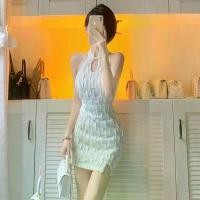 ราคา เดรสเปิดไหล่ แขนกุด กระโปรงสั้นรัดรูป (1730065448197721051)