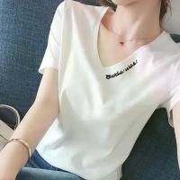 ราคา เสื้อคอวีระดับไฮเอนด์สำหรับผู้หญิง, เสื้อยืดสีขาวระดับพรีเมียม, แขนสั้น, คอหัวใจ, ไหล่ปกติ, สไตล์เกาหลีที่มีสไตล์, ทรงหลวม, สลิมมิ่ง, อเนกประสงค์, ดีไซน์เรียบง่าย, 2025 (1731379137276905142)