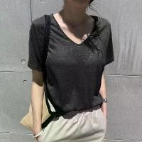 ราคา เสื้อยืดคอวี แขนสั้น สำหรับผู้หญิง ทำจากผ้าฝ้ายลินิน วัสดุไหมน้ำแข็ง ทรงหลวม ดีไซน์เท่ หลากสี (1731456373016396968)