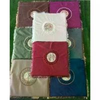 ราคา ส่งฟรี. เบาะรองนั่ง อาสนะพระสงฆ์ พรมรองนั่ง ชายครุยซ์ แบบแพ็ค 10 ผืน (1731912313839782371)