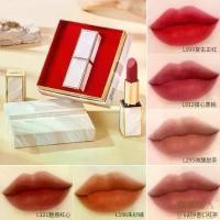 ราคา ลิปสติกเนื้อกำมะหยี่ชาแนล นิโฮก เป่ยชิ ลิปบาล์มติดทนนาน ทนต่อการเปลี่ยนสีขาว สีฟักทอง และสีแดงล้วน 778 (1730536762916047592)