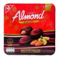 ราคา พร้อมส่ง. <ยกลัง>อัลมอนต์ เคลือบช็อกโกแลต United Almond รุ่นใหม่ทรงกล่องสี่เหลี่ยม (ลังมี 6 กล่อง) (1732142162079680709)